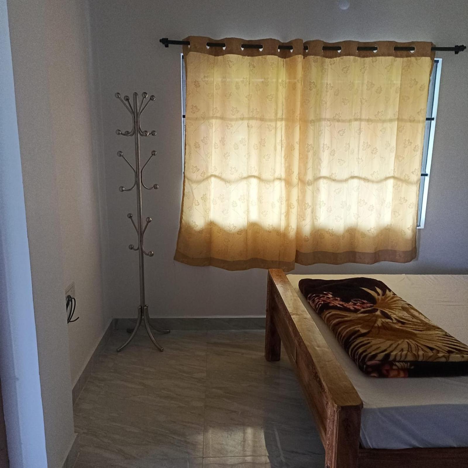 Cloudy Adobe Villa มาดิเครี ภายนอก รูปภาพ